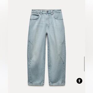 Like New- Zara Barrel leg cropped mid waist Jeans